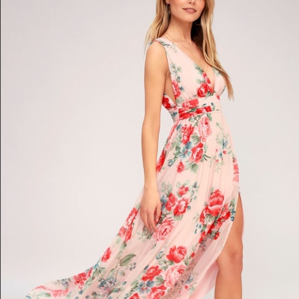Lulu’s Blush Floral Print Maxi Dress size M